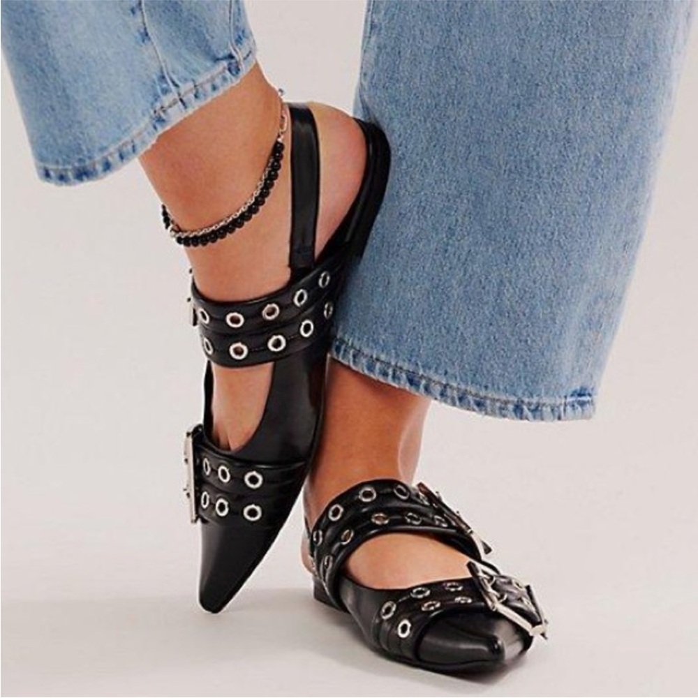 Jeffrey Campbell Lilly Buckle Slingback Flats Sandals Sz 6 Black Silver NEW NIB